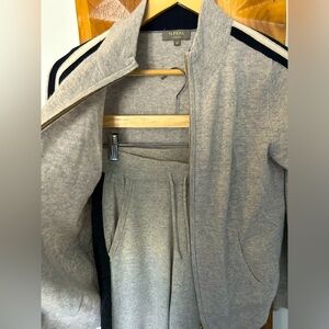 N. PEAL London 100% Organic Cashmere Jogger Set in Striped Gray Size XS